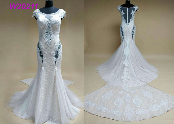 High-end Sexy Lace Up Sleeveless Appliques Beading Mermaid Wedding Dresses