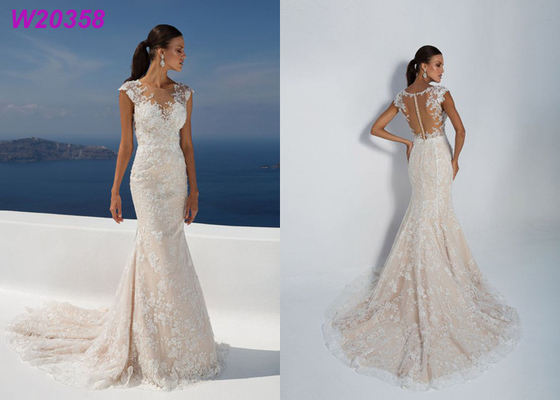 Sleeve Less Sexy Backless Fit And Flare Wedding Dress , Bridal Wedding Gowns