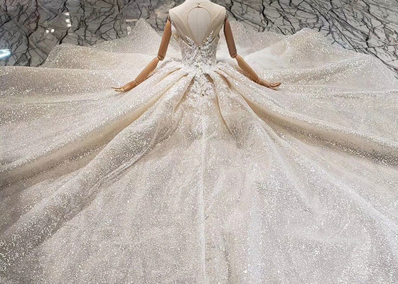 O - Neck Sleeveless Handmade Bridal Ball Gowns Special Dress For Wedding Function