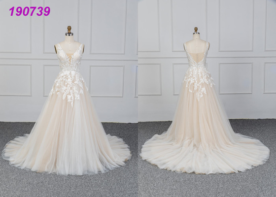 Abiti di palla bianchi delle spose abbastanza pratiche, primavera ed estate del vestito da sposa dall'abito di palla del pizzo