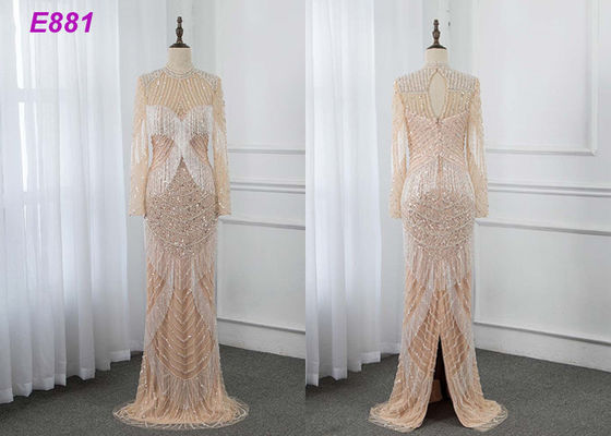 Abito da sera convenzionale bordante pesante dalla guaina lunga delle maniche delle nappe del vestito da sera